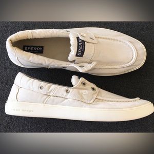 Brand New in Box with receipt Men’s Boat Shoe; ‘Outer Bank Sperry Top Slider’